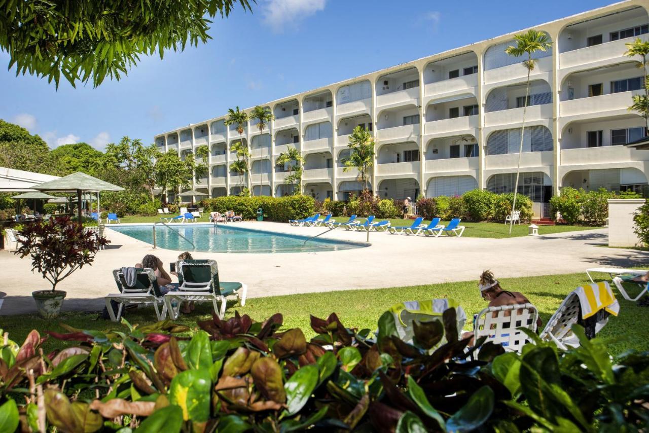Ground Floor Apartment Located In Hometown, 5 Min Walk To The Beach Saint James Buitenkant foto